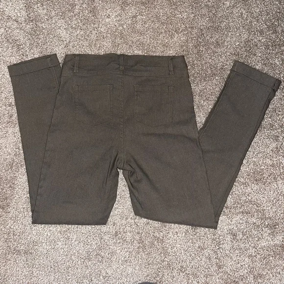 Jeans - Picture 2 of 5